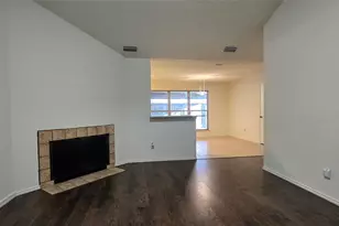 2224 Limestone Ln, Garland, TX 75040 - Photo 3