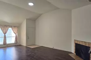 2224 Limestone Ln, Garland, TX 75040 - Photo 5