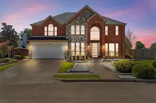 932 Mimosa Ct, Burleson, TX 76028 - Photo 1