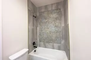 2720 Morning Ave, Dallas, TX 75210 - Photo 13