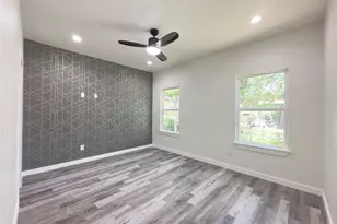 2720 Morning Ave, Dallas, TX 75210 - Photo 9