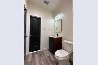 2720 Morning Avenue, Dallas, TX 75210 - Photo 19