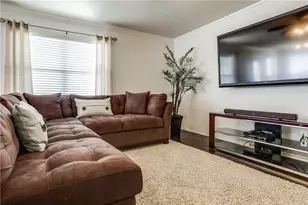 9909 Laurel Cherry Dr, McKinney, TX 75072 - Photo 3