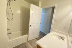 514 Euclid St, Cleburne, TX 76033 - Photo 11