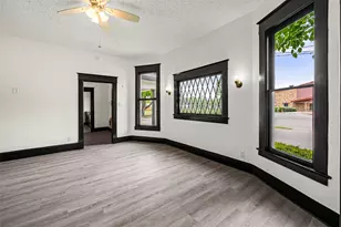 741 N Anglin St, Cleburne, TX 76033 - Photo 9