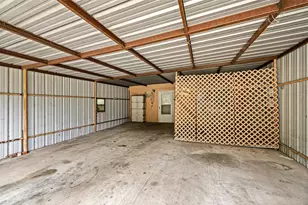 741 N Anglin St, Cleburne, TX 76033 - Photo 29