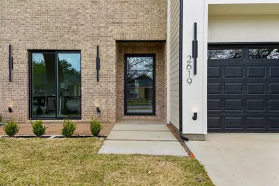 2619 Emmett Street, Dallas, TX 75211 - Photo 5