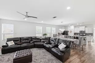 7645 Spring Dr, Watauga, TX 76148 - Photo 17