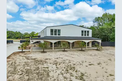 603 S Houston Street, Edgewood, TX 75117 - Photo 3