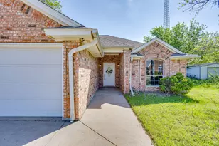 108 S Douglas St, Covington, TX 76636 - Photo 39