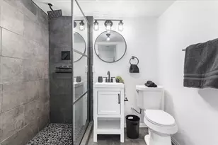 2635 Carpenter Ave, Dallas, TX 75215 - Photo 13