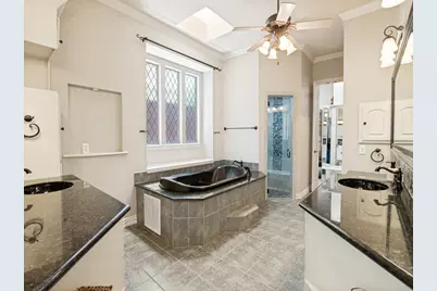 2804 High Point Court, Grapevine, TX 76051 - Photo 25