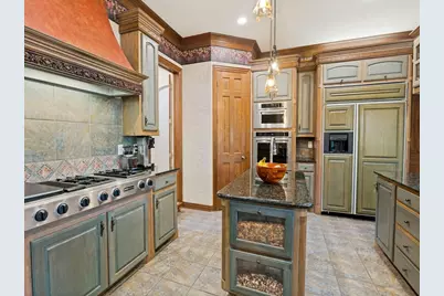 2804 High Point Court, Grapevine, TX 76051 - Photo 11