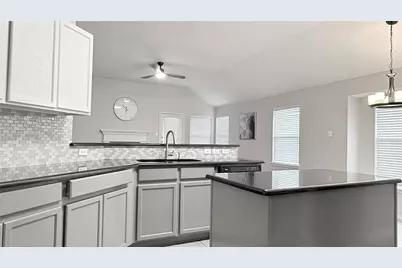 602 Soledad Street, Arlington, TX 76002 - Photo 11