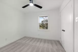 6415 Cinnamon Oaks Dr, Dallas, TX 75241 - Photo 15