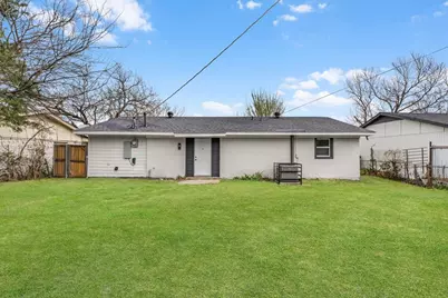 6415 Cinnamon Oaks Drive, Dallas, TX 75241 - Photo 17