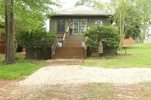 61 Hunters Creek Dr, Huntsville, TX 77340 - Photo 3
