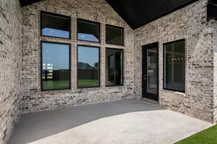 2315 Meek Woods Ln, Mansfield, TX 76063 - Photo 5