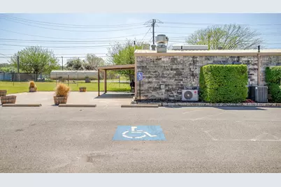 605 Calinco Drive, Granbury, TX 76048 - Photo 37