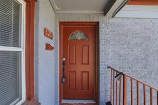 3201 McCart Ave, Fort Worth, TX 76110 - Photo 5