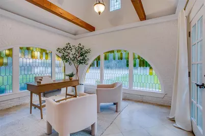 1033 Cedar Hill Avenue, Dallas, TX 75208 - Photo 5