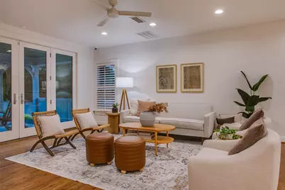 1033 Cedar Hill Avenue, Dallas, TX 75208 - Photo 17