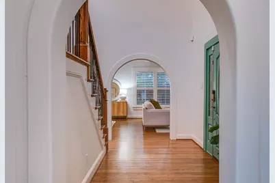 1033 Cedar Hill Avenue, Dallas, TX 75208 - Photo 7