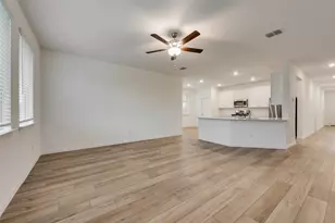 917 Dustwood Dr, Fort Worth, TX 76052 - Photo 7