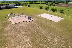 308 Deer Run Dr, Sanger, TX 76266 - Photo 29