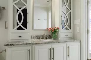 17 Ashton Ct, Dallas, TX 75230 - Photo 23