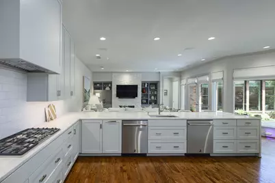 17 Ashton Court, Dallas, TX 75230 - Photo 9