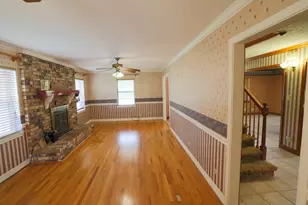 303 David Davis Dr, McGregor, TX 76657 - Photo 3