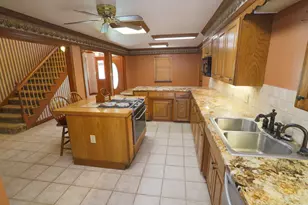 303 David Davis Dr, McGregor, TX 76657 - Photo 7