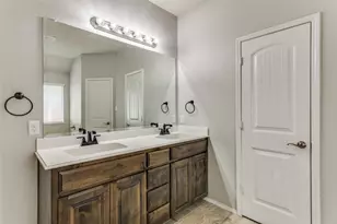 11900 Bexley Dr, Burleson, TX 76028 - Photo 17