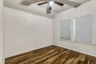 11900 Bexley Dr, Burleson, TX 76028 - Photo 19