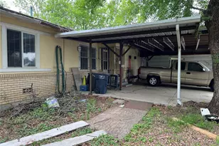 3400 Avenue C, Fort Worth, TX 76105 - Photo 5