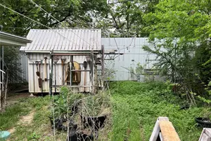 3400 Avenue C, Fort Worth, TX 76105 - Photo 11