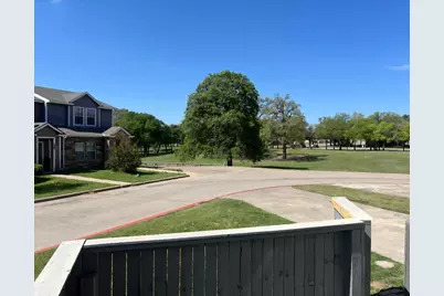 815 Ventura Park, Irving, TX 75061 - Photo 25