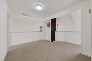 815 Ventura Park, Irving, TX 75061 - Photo 15