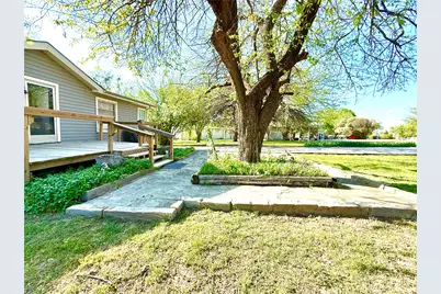 664 Quail Creek Circle, Pottsboro, TX 75076 - Photo 31
