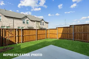 3722 Pierce Ln, Grand Prairie, TX 75052 - Photo 13