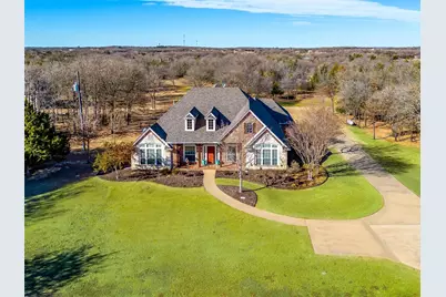 6306 Shadow Valley Drive, Burleson, TX 76028 - Photo 3