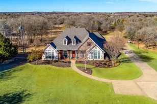 6306 Shadow Valley Dr, Burleson, TX 76028 - Photo 3