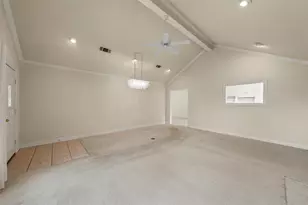 201 Pecan Village Cir, Waco, TX 76710 - Photo 7