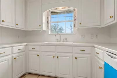 201 Pecan Village Circle, Waco, TX 76710 - Photo 13