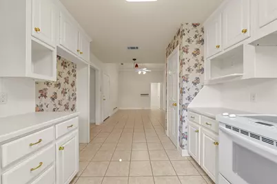 201 Pecan Village Circle, Waco, TX 76710 - Photo 15