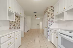 201 Pecan Village Cir, Waco, TX 76710 - Photo 15