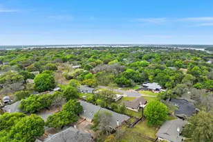 201 Pecan Village Cir, Waco, TX 76710 - Photo 33