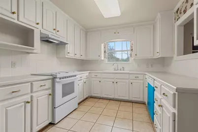 201 Pecan Village Circle, Waco, TX 76710 - Photo 13