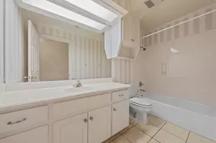 201 Pecan Village Cir, Waco, TX 76710 - Photo 27